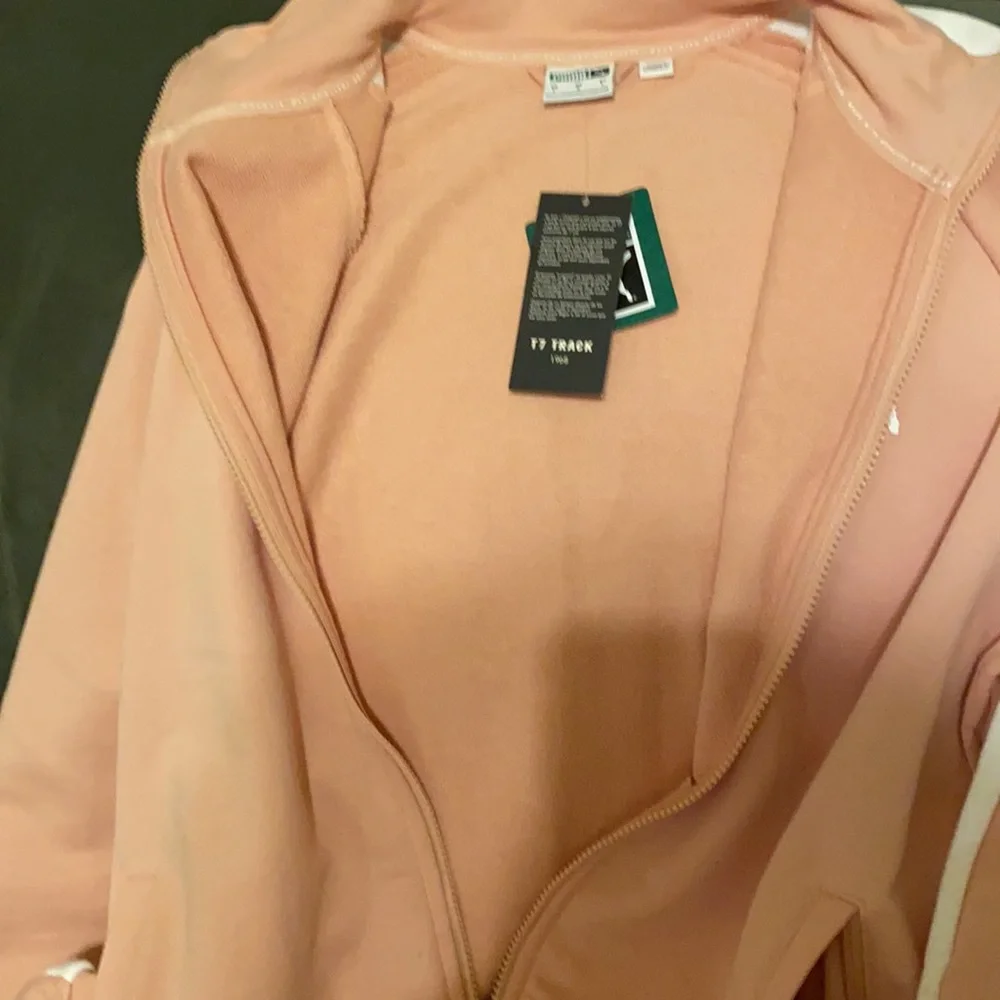 NWT Puma track jacket with zipper pink sand & white in color men size Large - Picture 6 of 10